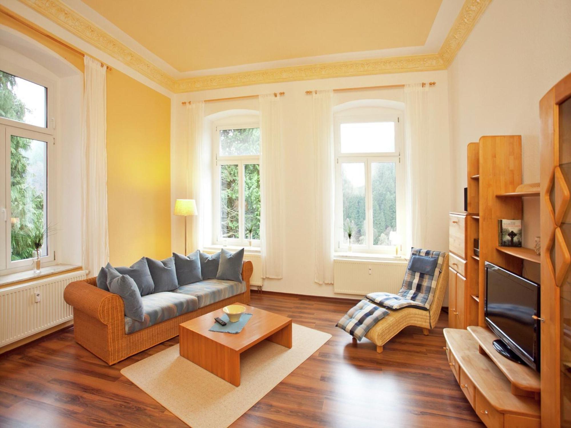Alluring Villa In Grunhainichen Borstendorf With Garden Leubsdorf ภายนอก รูปภาพ