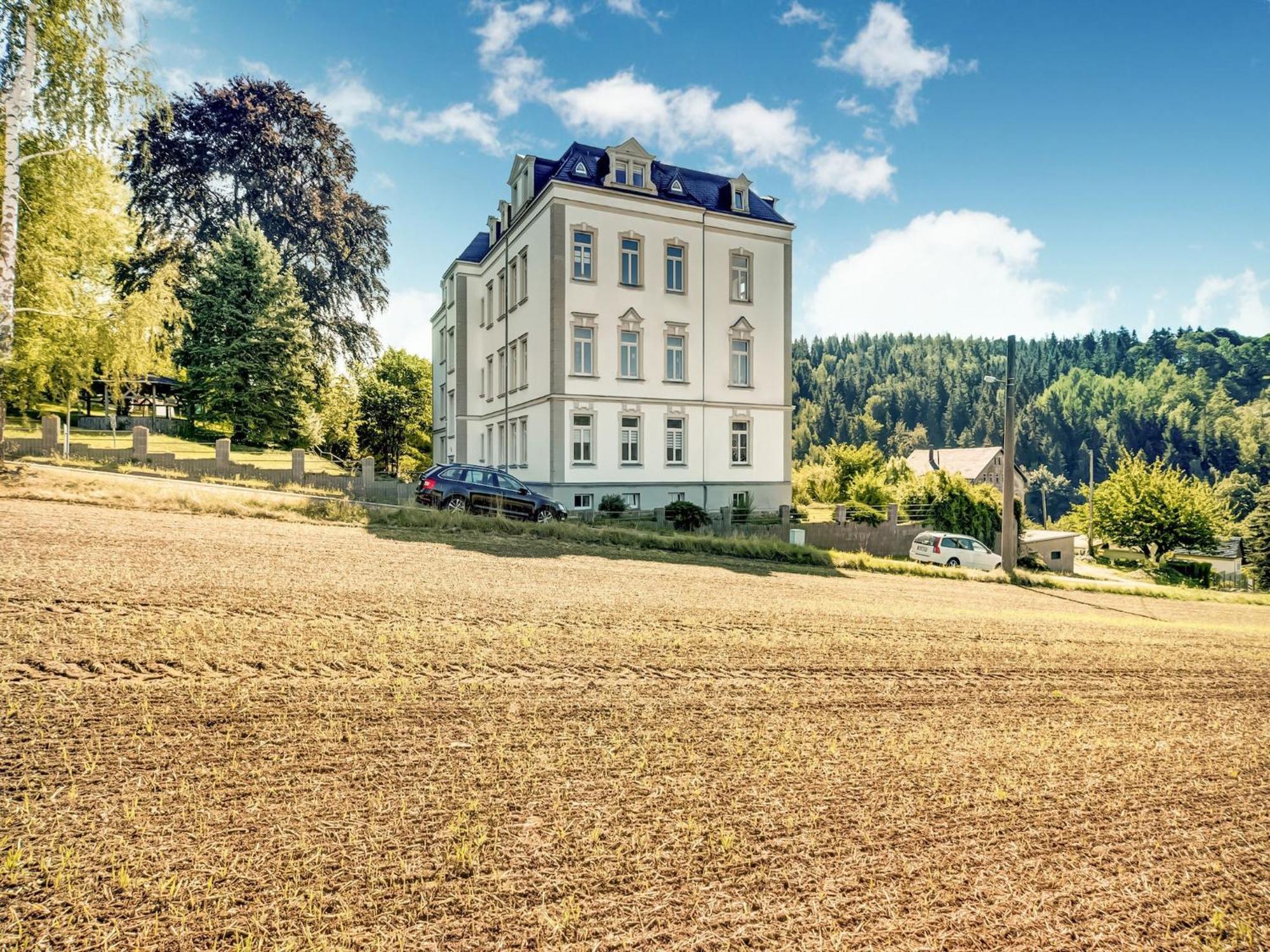 Alluring Villa In Grunhainichen Borstendorf With Garden Leubsdorf ภายนอก รูปภาพ
